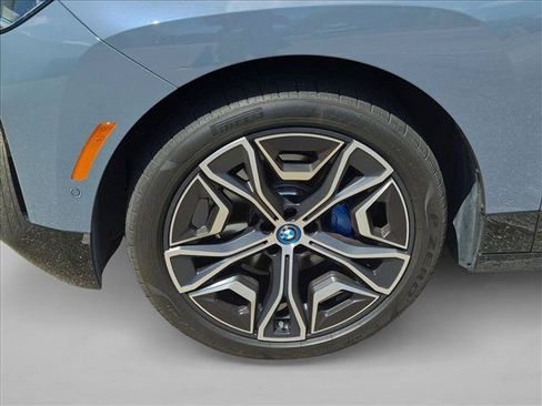 Used 2024 BMW iX xDrive50 w/ Premium Package AWD/4WD image 21
