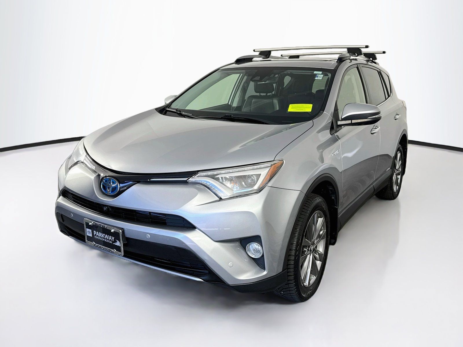 Used 2017 Toyota RAV4 Limited w/ Advanced Technology Package AWD/4WD image 3
