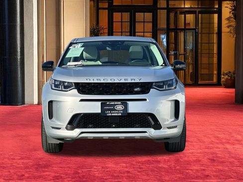 Used 2024 Land Rover Discovery Sport S image 7