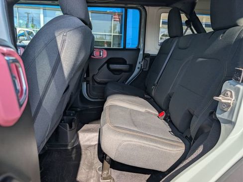 Used 2024 Jeep Wrangler Unlimited Sport AWD/4WD image 15