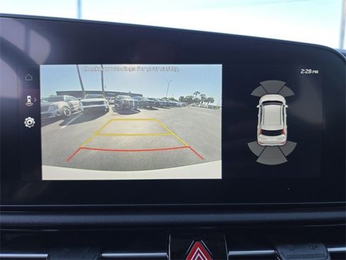 Certified 2024 Kia Niro SX image 27