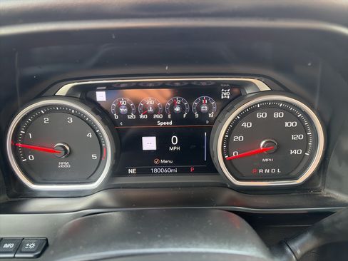 Used 2020 Chevrolet Silverado 3500 High Country w/ Z71 Off-Road Package AWD/4WD image 21