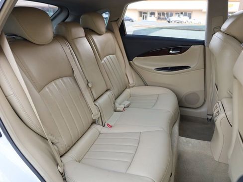 Used 2017 INFINITI QX50 Journey w/ Premium Package image 20