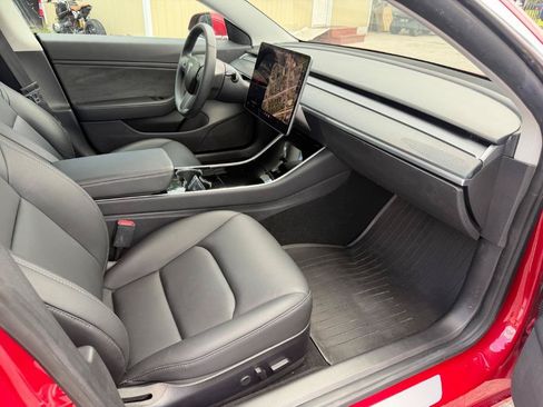 Used 2019 Tesla Model 3 Standard Range Plus RWD image 16