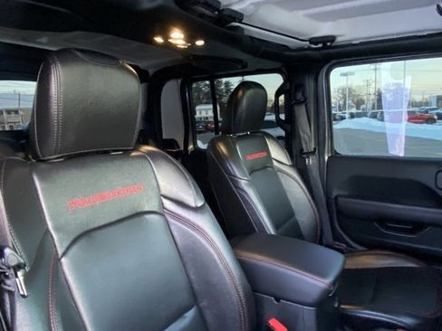 Used 2023 Jeep Gladiator Rubicon w/ LED Lighting Group image 24