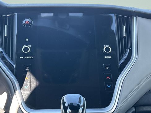 Used 2023 Subaru Outback Premium image 18