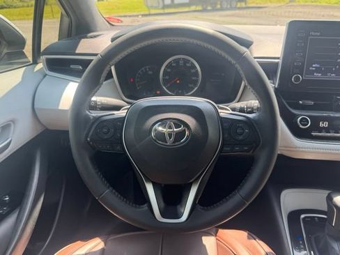 Used 2019 Toyota Corolla SE FWD image 11