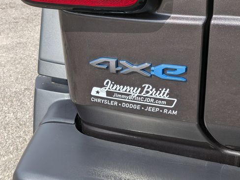 Used 2025 Jeep Wrangler Unlimited Sport S 4xe image 19