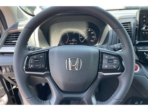 Used 2026 Honda Odyssey EX-L image 35