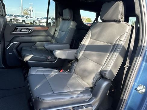 New 2026 GMC Yukon XL Denali w/ Sun & Power Step Package image 23