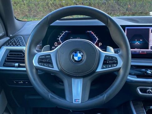 Used 2024 BMW X5 xDrive40i w/ M Sport Package image 44