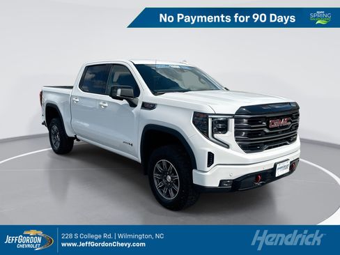 Used 2025 GMC Sierra 1500 AT4 image 1