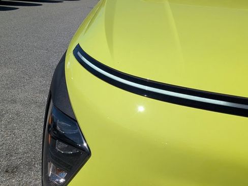 Certified 2025 Hyundai Kona SEL image 10