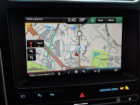 Used 2016 Ford Explorer Platinum image 21