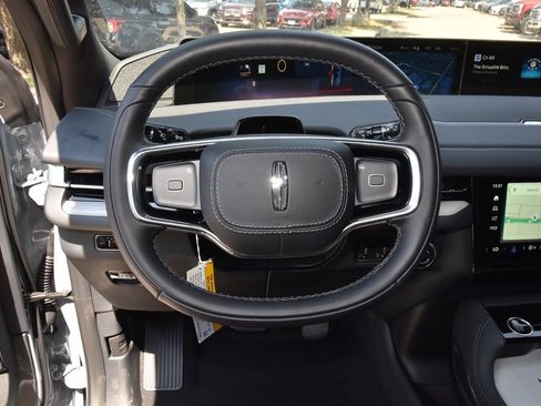 New 2025 Lincoln Navigator L Reserve w/ Jet Appearance Package image 23