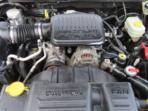 Used 2004 Dodge Dakota Sport w/ Deluxe Convenience Group image 30