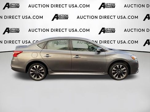 Used 2019 Nissan Sentra SR FWD image 27