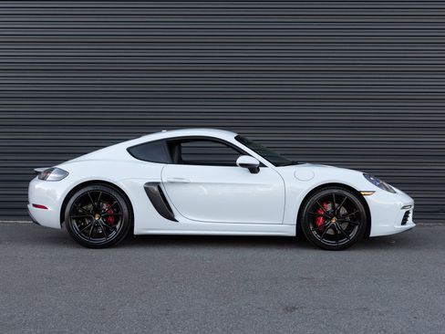 Certified 2019 Porsche 718 Cayman S image 8