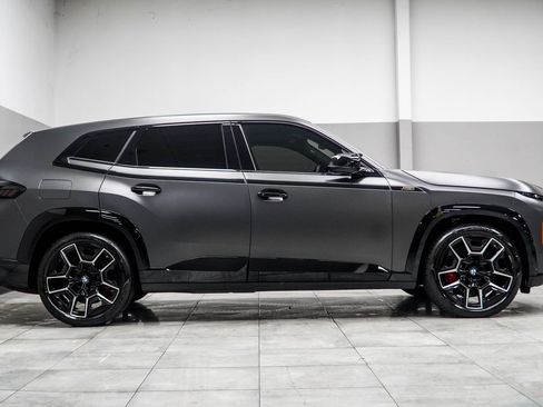 Used 2023 BMW XM image 8