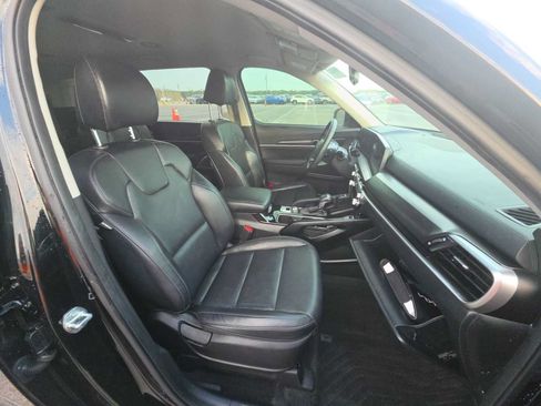 Used 2024 Kia Telluride S FWD image 14