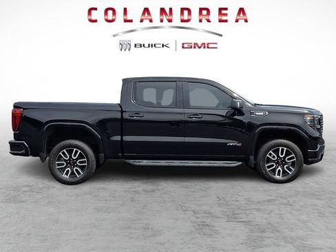 Used 2022 GMC Sierra 1500 AT4 w/ AT4 Preferred Package AWD/4WD image 7