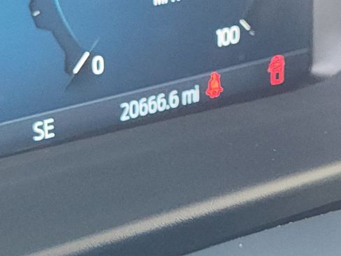 Certified 2025 Ford F250 Lariat AWD/4WD image 17