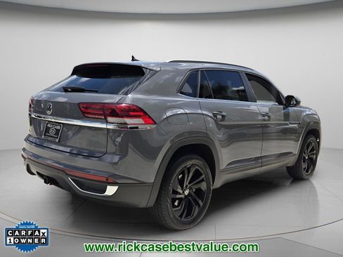 Used 2022 Volkswagen Atlas Cross Sport SE image 7