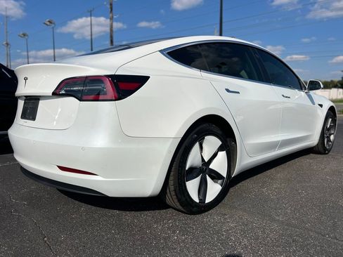 Used 2019 Tesla Model 3 Standard Range Plus image 8