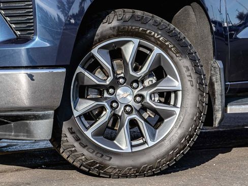 Used 2022 Chevrolet Silverado 1500 LT w/ All Star Edition Plus image 7