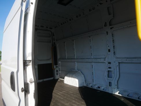 Used 2023 RAM ProMaster 3500 w/ Lane Management Group FWD image 23