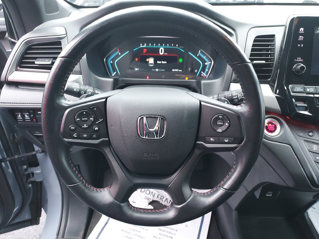 Used 2024 Honda Odyssey Sport image 17
