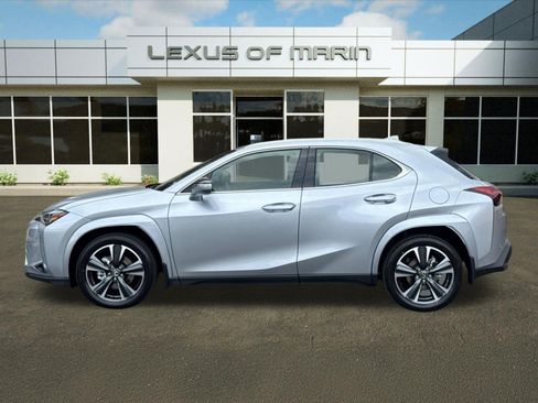 New 2026 Lexus UX 300h AWD image 2