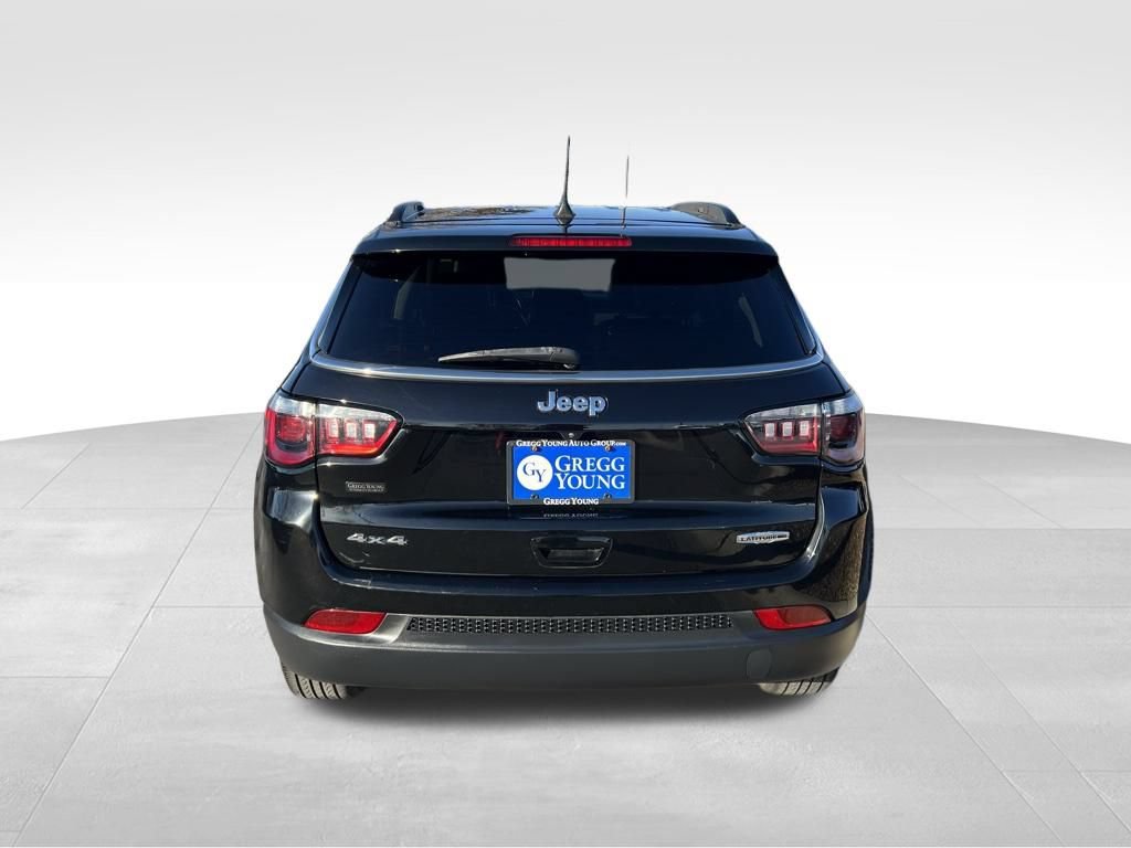 Used 2022 Jeep Compass Latitude AWD/4WD image 5