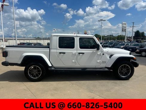 Used 2021 Jeep Gladiator Overland AWD/4WD image 5