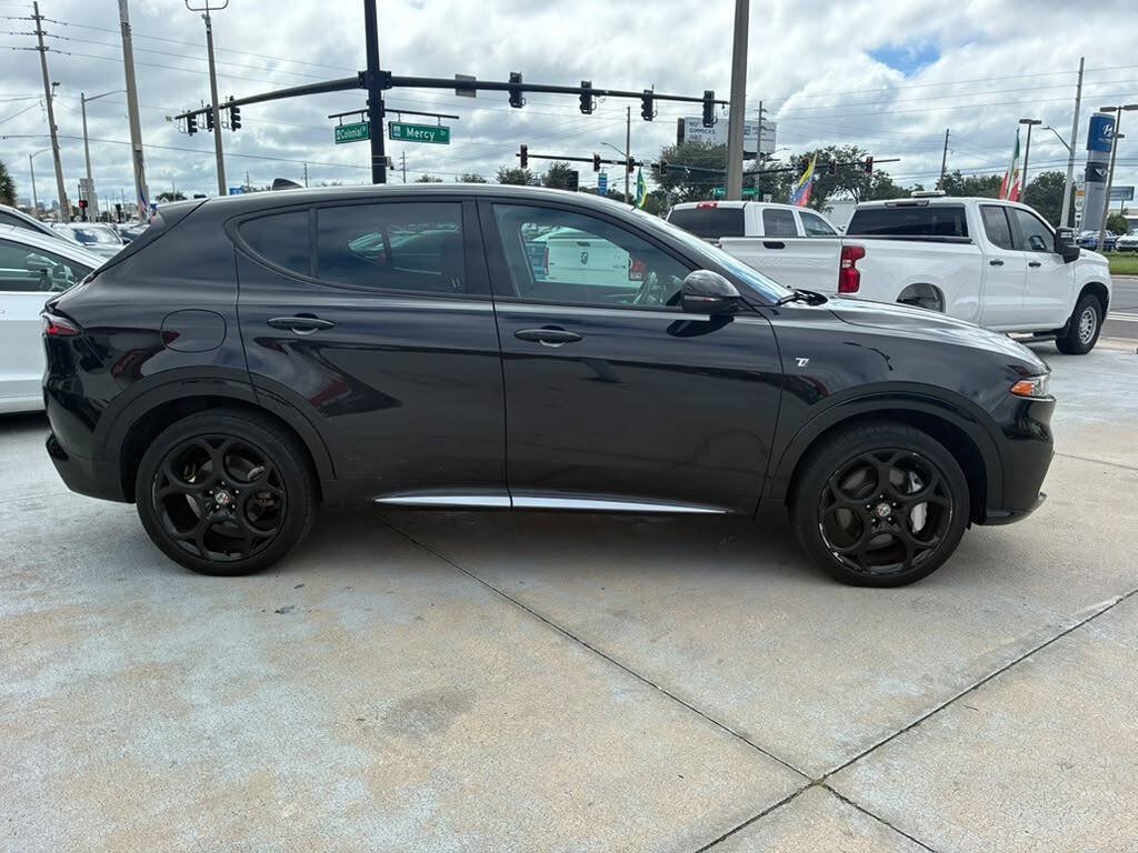 Used 2024 Alfa Romeo Tonale Ti AWD/4WD image 2