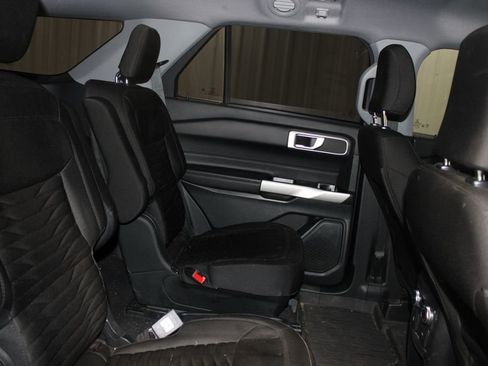 Used 2021 Ford Explorer XLT w/ Class III Trailer Tow Package image 22