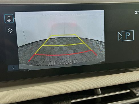 Used 2025 Hyundai Tucson SEL FWD image 23