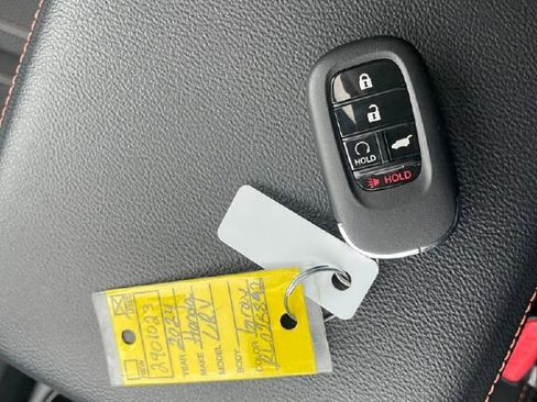 Used 2024 Honda CR-V Sport image 4