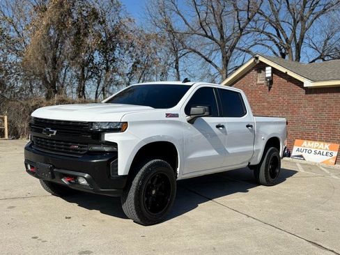 Used 2020 Chevrolet Silverado 1500 LT Trail Boss image 1