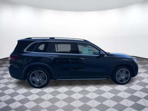 Used 2026 Mercedes-Benz GLS 450 4MATIC image 8
