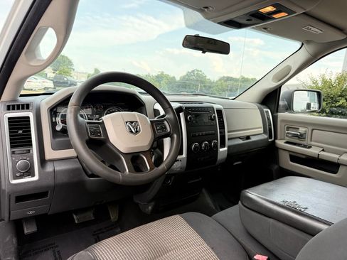 Used 2012 RAM 1500 Classic SLT RWD image 18