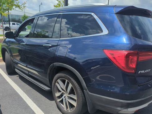 Used 2016 Honda Pilot Elite image 3