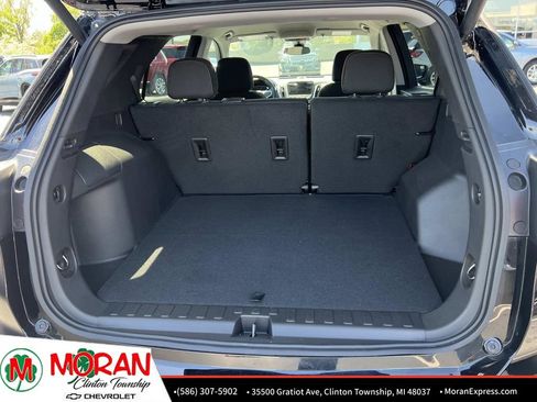 Certified 2024 Chevrolet Equinox LT FWD image 11