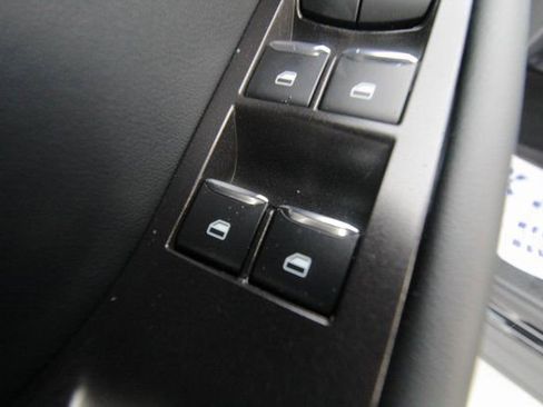 New 2026 Ford Explorer Tremor w/ Tremor Convenience Package image 17