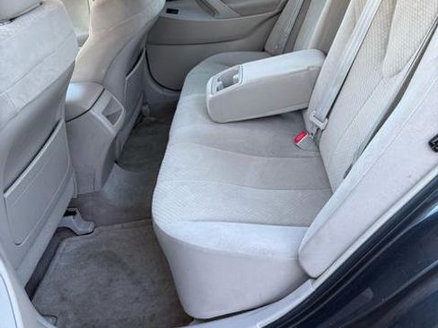 Used 2007 Toyota Camry LE image 14