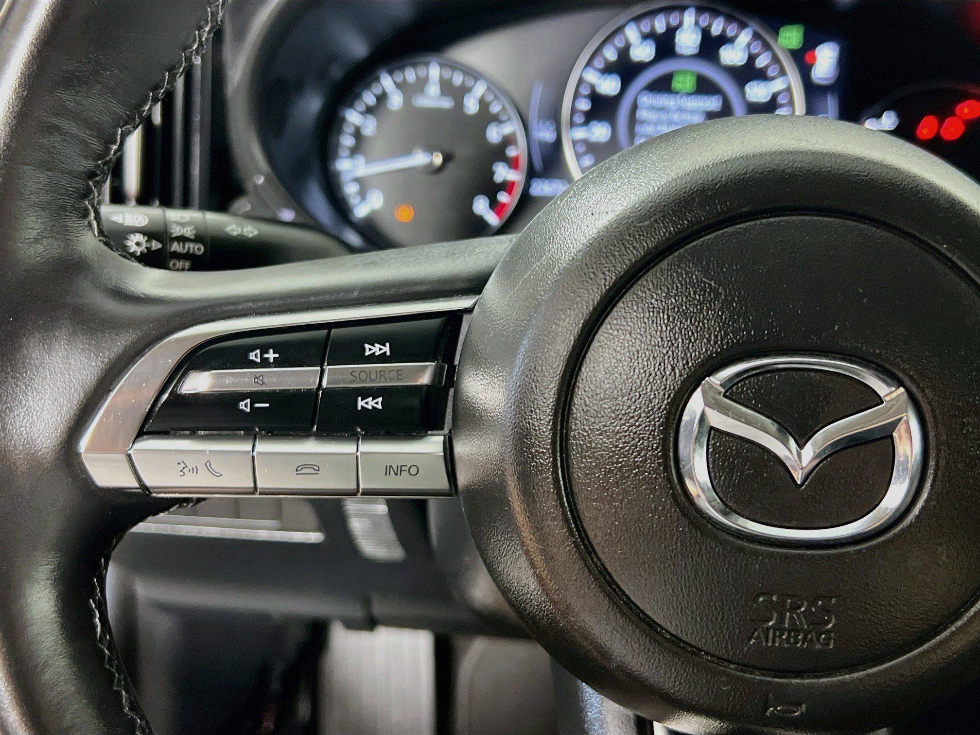Used 2025 MAZDA CX-50 AWD 2.5 S w/ Preferred Package image 18