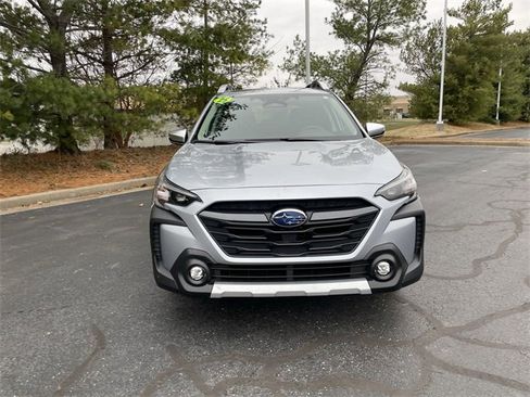 Used 2025 Subaru Outback Touring w/ Popular Package #2 image 7