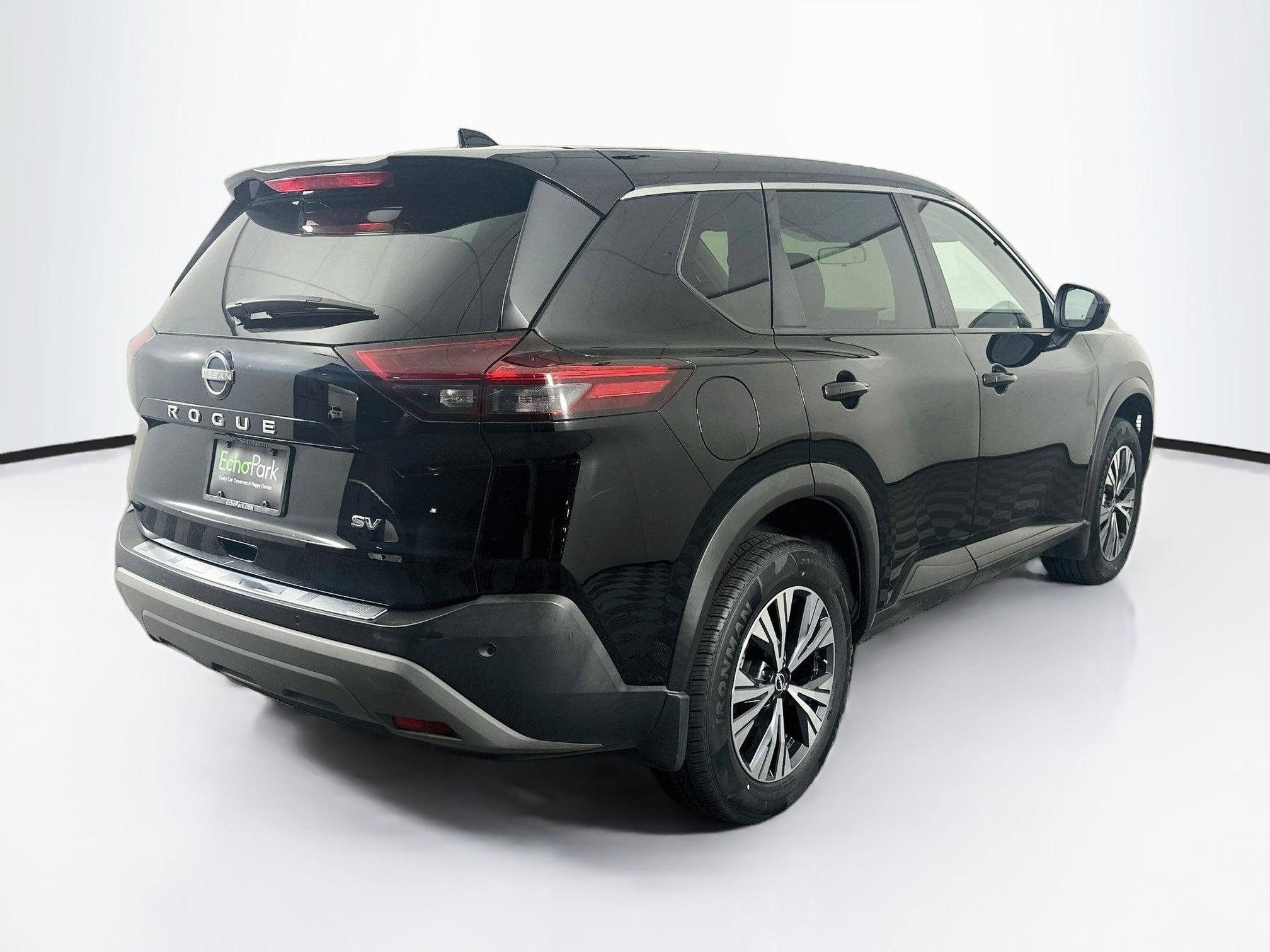 Used 2023 Nissan Rogue SV FWD image 9