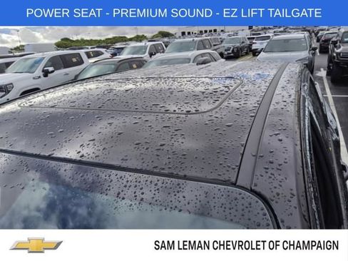 Used 2024 Chevrolet Colorado LT w/ LT Convenience Package II AWD/4WD image 2