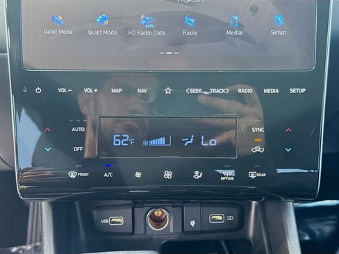 Used 2022 Hyundai Santa Cruz Limited w/ Cargo Package AWD/4WD image 15